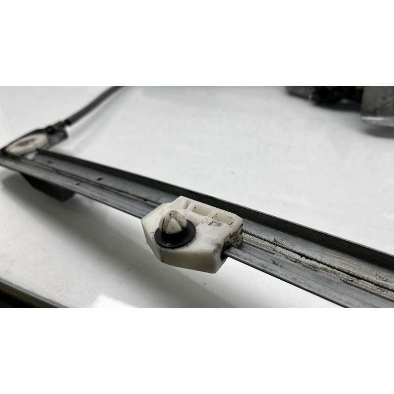 Leve vitre electrique avant gauche RENAULT KANGOO 2 Photo n°9