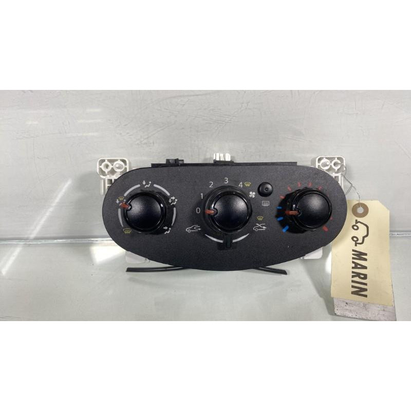 Commande chauffage RENAULT TWINGO 3 Photo n°1