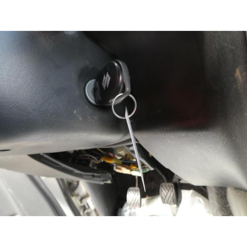 Vitre avant gauche SUZUKI JIMNY 1 Photo n°18