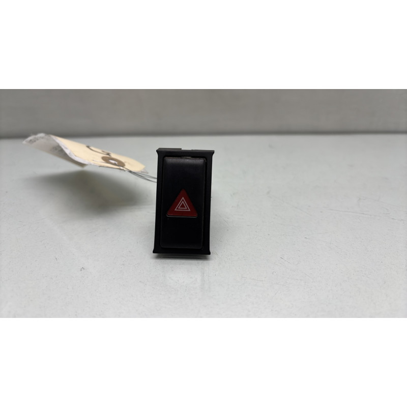 Bouton de warning SUZUKI JIMNY 1 Photo n°1