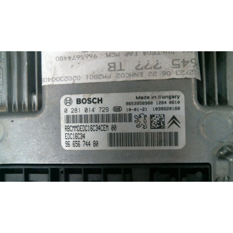 Calculateur moteur PEUGEOT 3008 1 Photo n°2