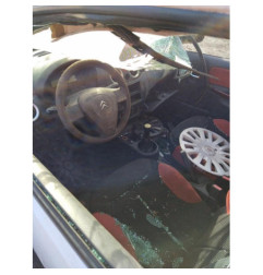 Attache ceinture arriere gauche CITROEN C2