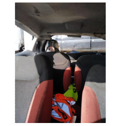 Attache ceinture arriere gauche CITROEN C2