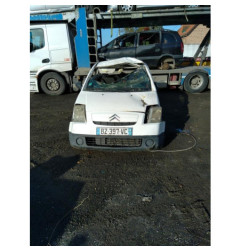 Attache ceinture arriere gauche CITROEN C2