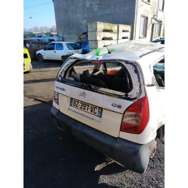 Attache ceinture arriere gauche CITROEN C2 Photo n°13