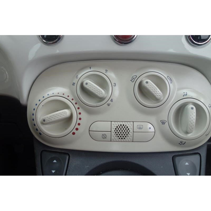 Bouton de warning FIAT 500 2 Photo n°6