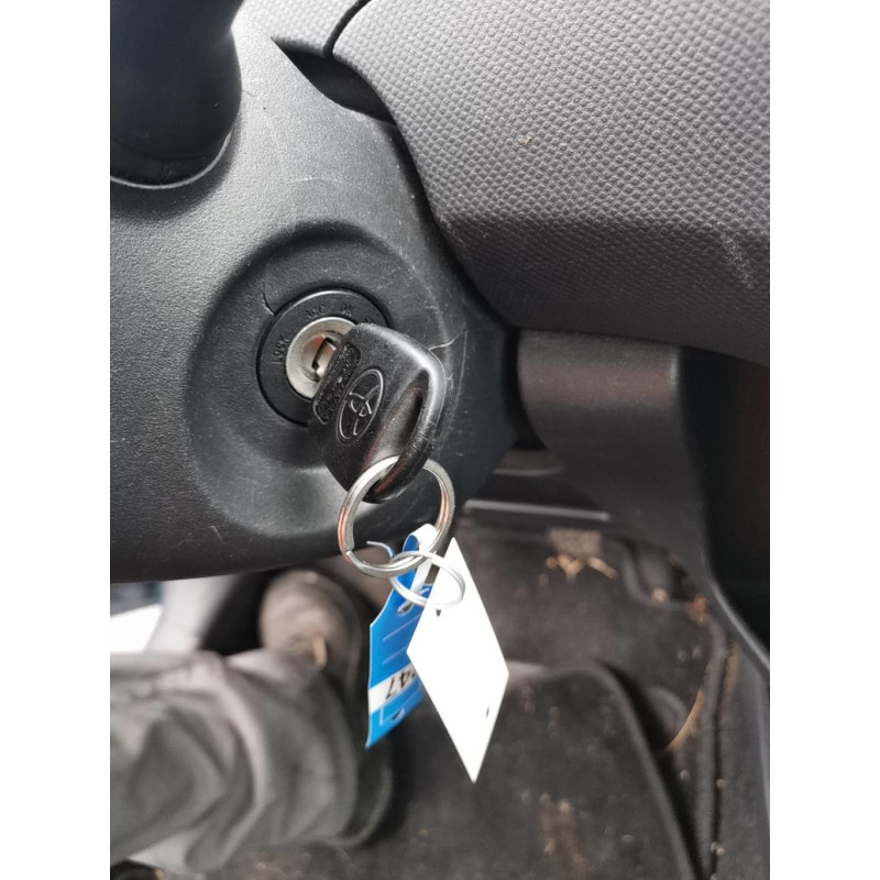 Serrure arriere gauche TOYOTA YARIS 2 Photo n°13