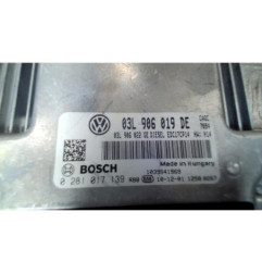 Calculateur moteur SEAT EXEO Photo n°1