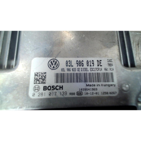 Calculateur moteur SEAT EXEO Photo n°1