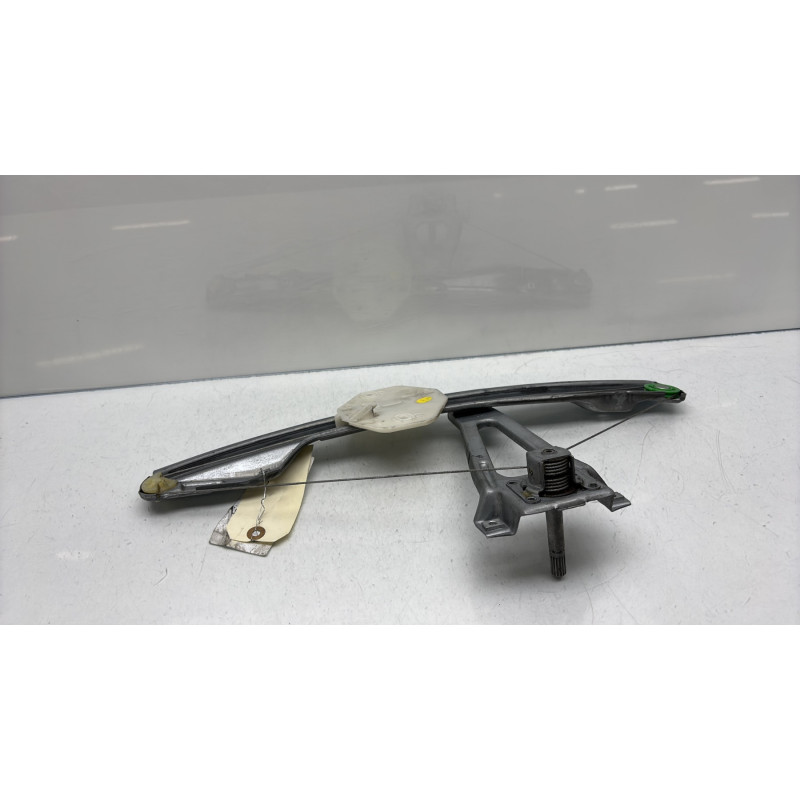 Leve vitre mecanique arriere droit RENAULT CLIO 2 CAMPUS Photo n°6