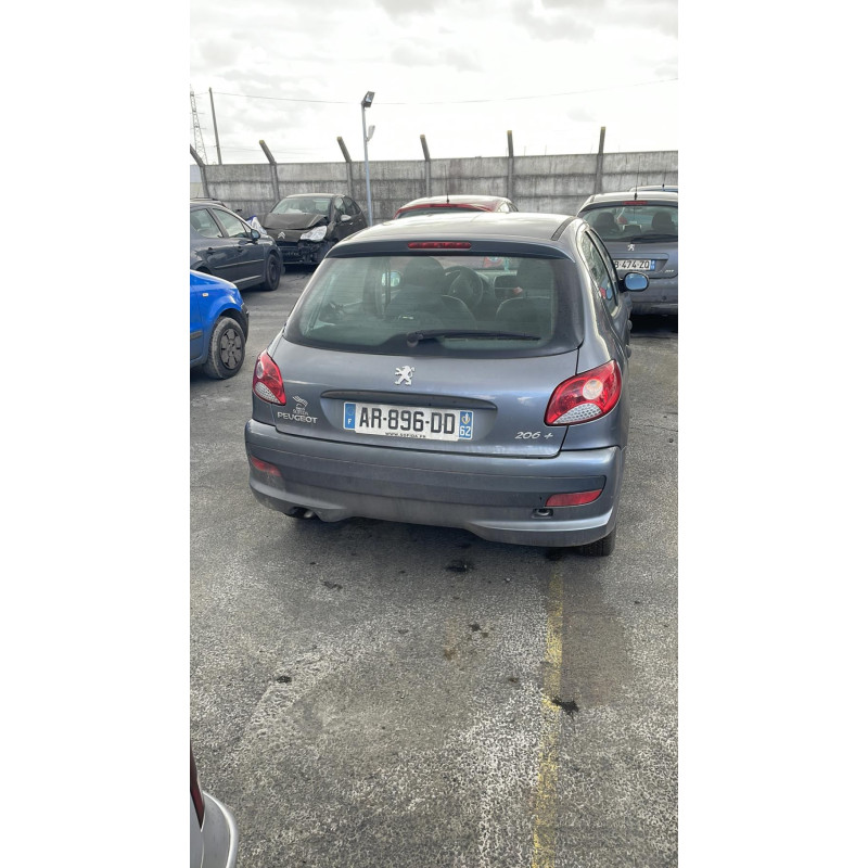 Pretensionneur de ceinture avant droit PEUGEOT 206+ Photo n°13