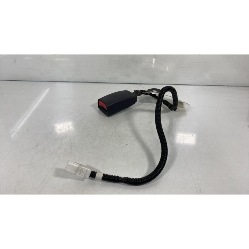 Attache ceinture avant droit KIA RIO 3 Photo n°1