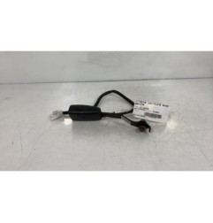 Attache ceinture avant gauche KIA RIO 3