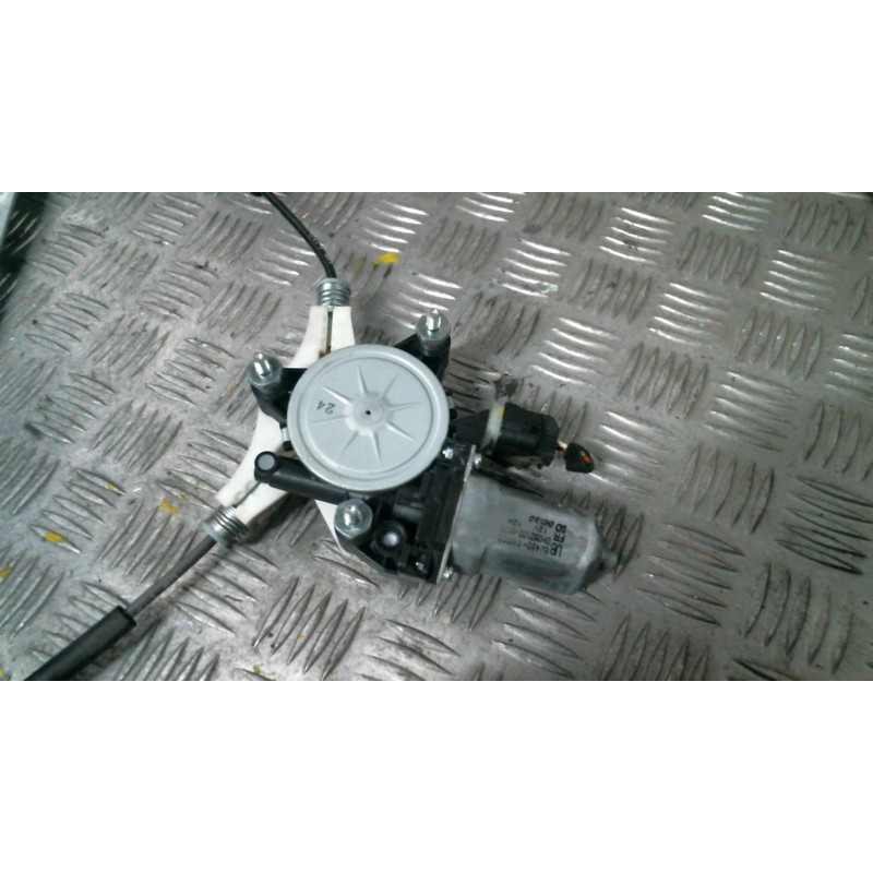 Leve vitre electrique avant droit KIA RIO 3 Photo n°3