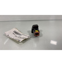 Bouton de warning PEUGEOT 5008 1