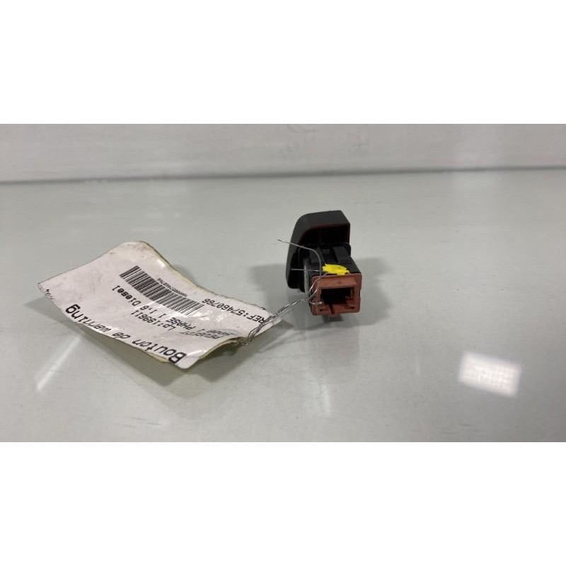 Bouton de warning PEUGEOT 5008 1 Photo n°3