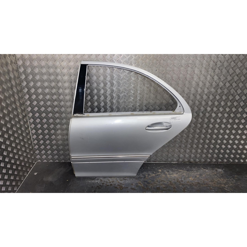 Porte arriere gauche MERCEDES CLASSE C 203 Photo n°4