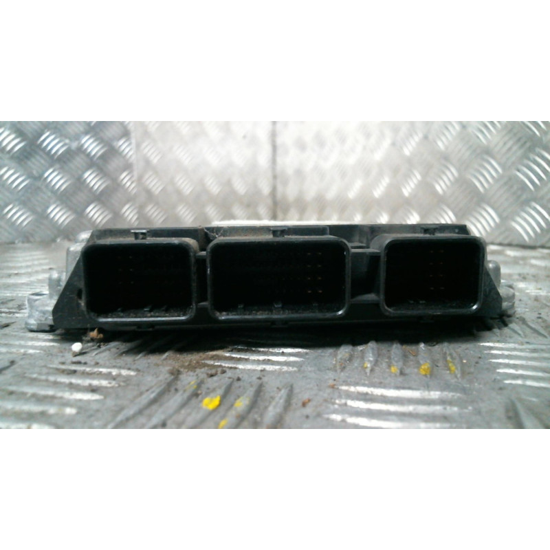Calculateur moteur RENAULT GRAND SCENIC 2 Photo n°1