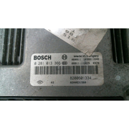 Calculateur moteur RENAULT GRAND SCENIC 2