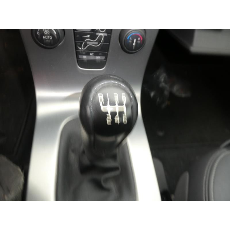 Anti brouillard droit (feux) VOLVO V 50 Photo n°5