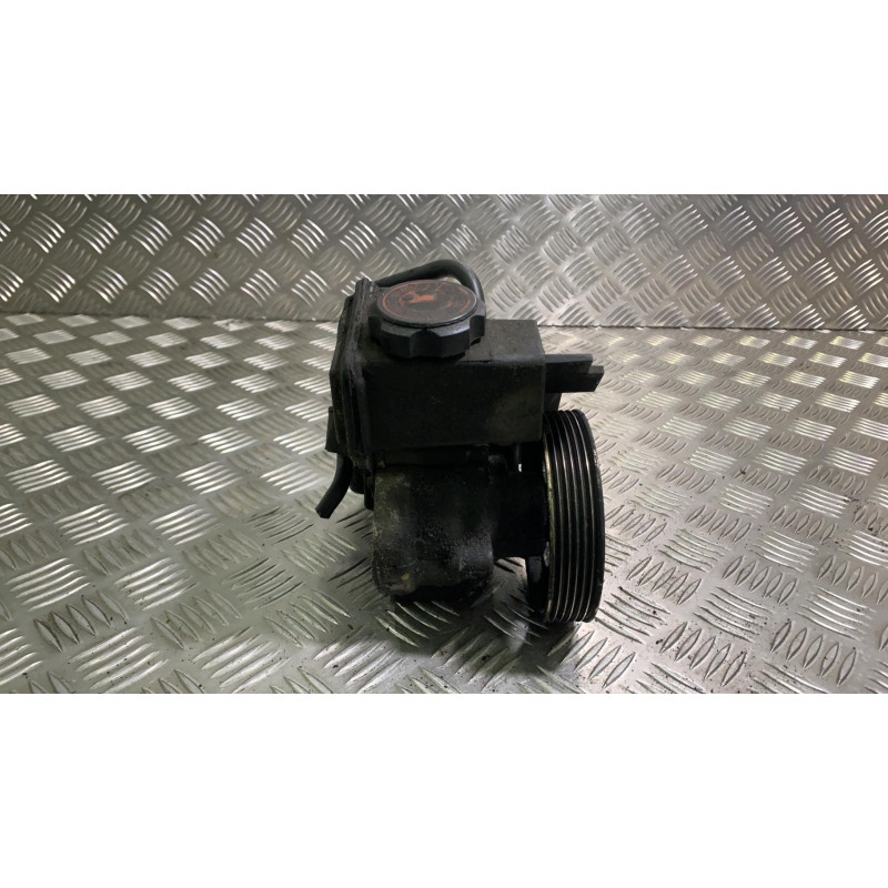 Pompe de direction CITROEN XSARA Photo n°4
