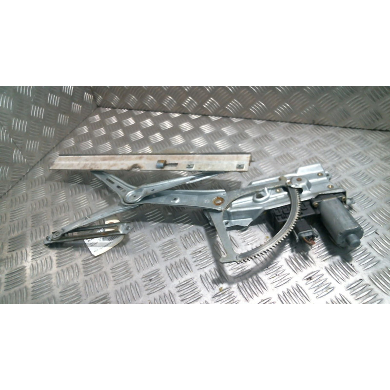 Leve vitre electrique avant droit OPEL ASTRA G Photo n°1