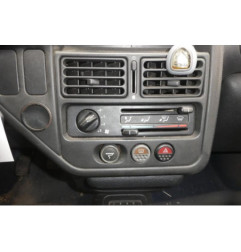 Vitre arriere gauche PEUGEOT 106