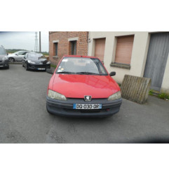 Vitre arriere gauche PEUGEOT 106