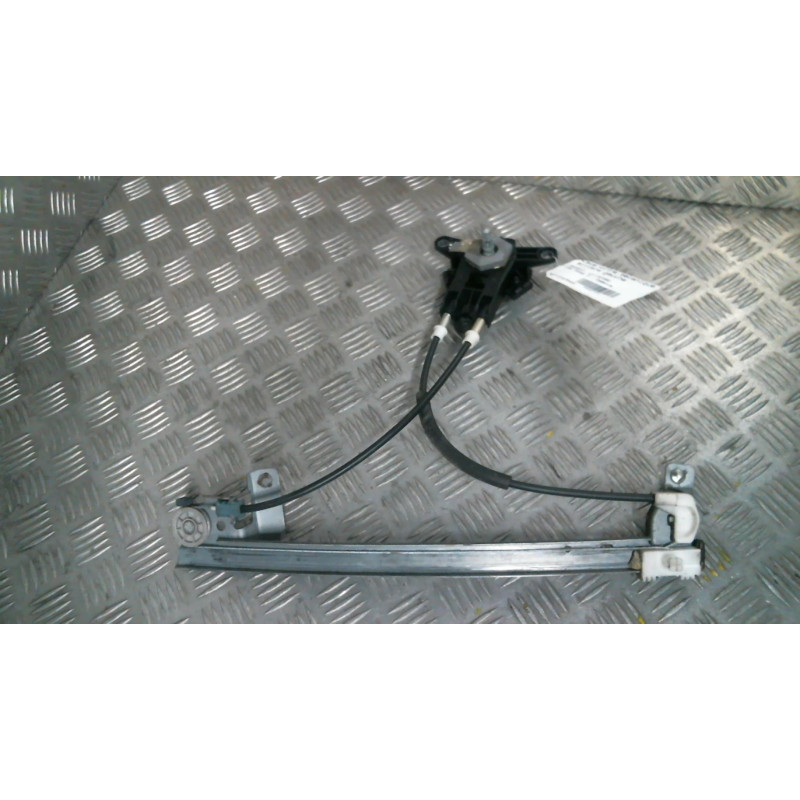 Leve vitre mecanique arriere gauche PEUGEOT 106 Photo n°2