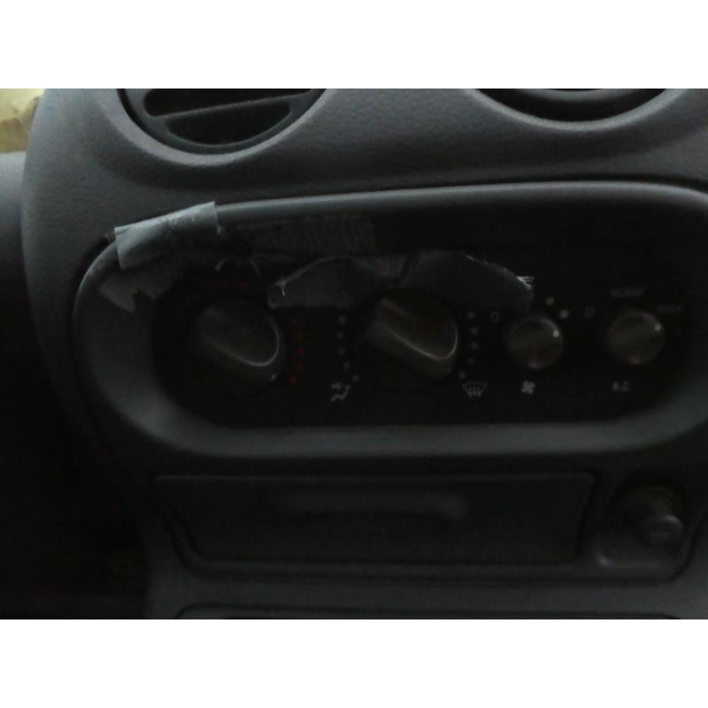 Pare choc arriere RENAULT TWINGO 1 Photo n°11
