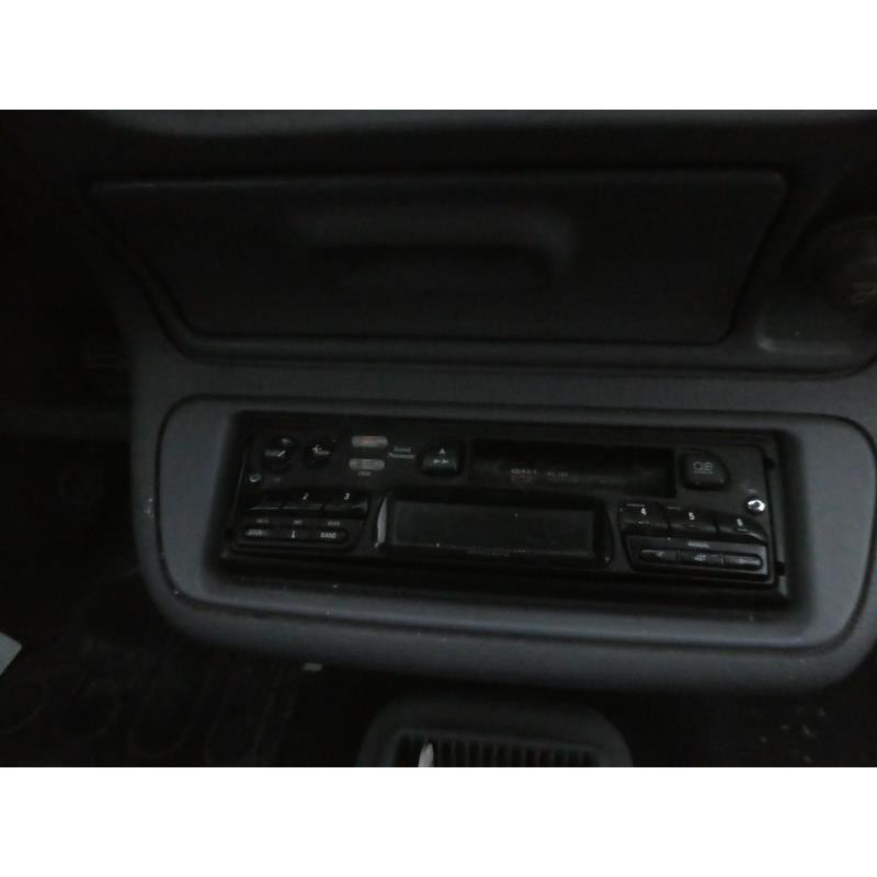 Pare choc arriere RENAULT TWINGO 1 Photo n°12