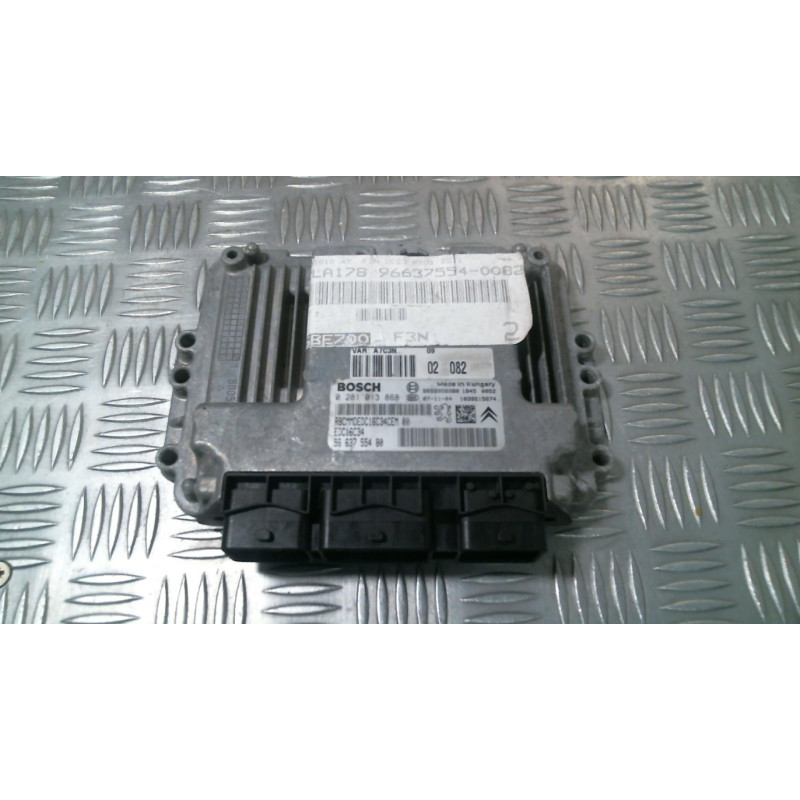 Calculateur moteur PEUGEOT 207 Photo n°1