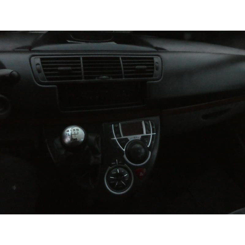 Pare choc arriere CITROEN C8 Photo n°15