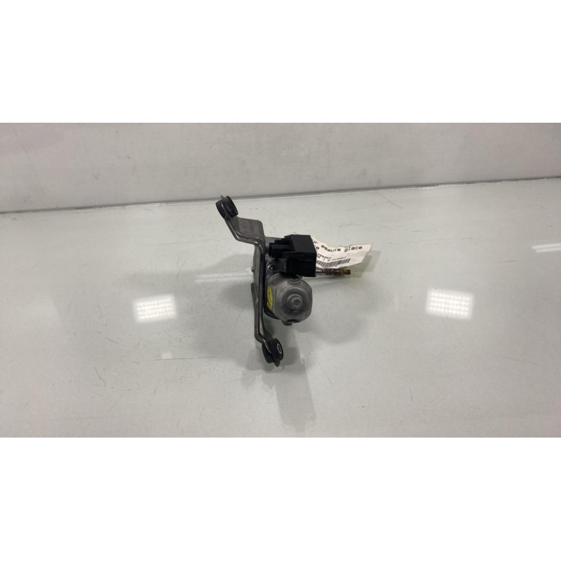 Moteur essuie glace arriere TOYOTA AURIS 1 Photo n°4
