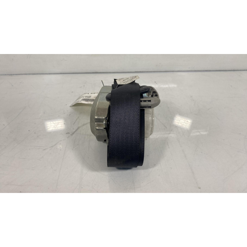 Pretensionneur de ceinture avant droit SUZUKI SWIFT 3 Photo n°1