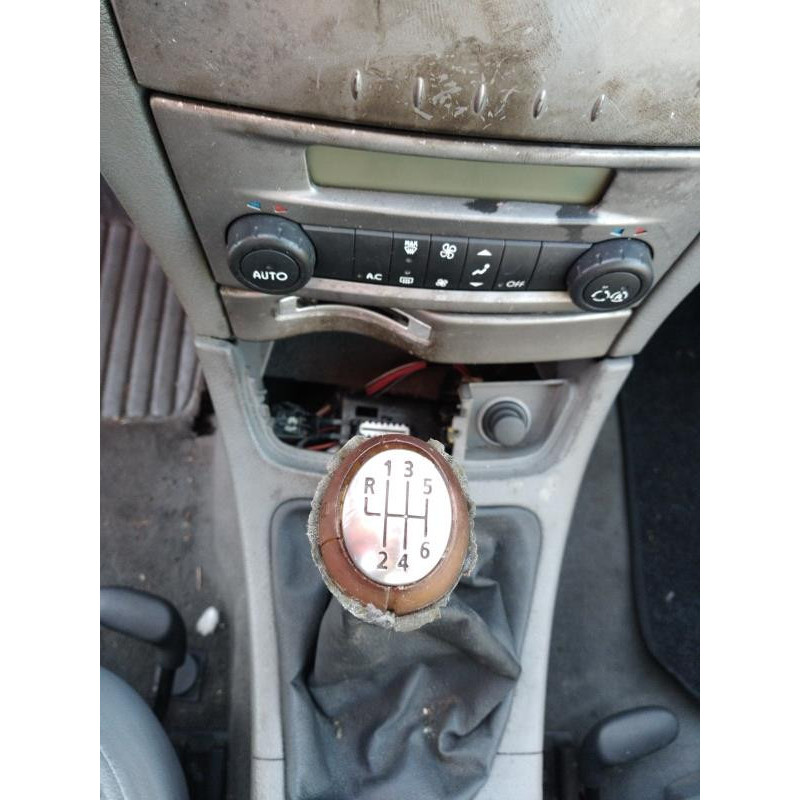 Arret de porte avant droit RENAULT LAGUNA 2 Photo n°8