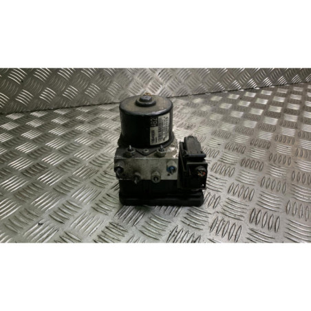 Bloc ABS (freins anti-blocage) CHEVROLET ORLANDO Photo n°1
