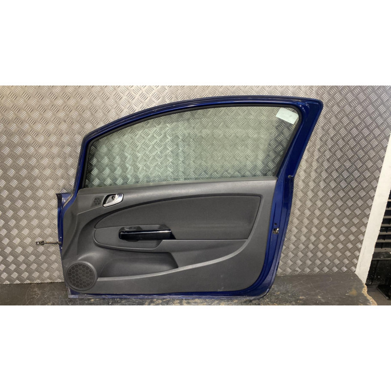 Porte avant droit OPEL CORSA D Photo n°4