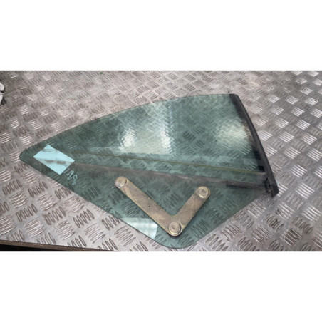 Vitre arriere droit AUDI A4 2 Photo n°1
