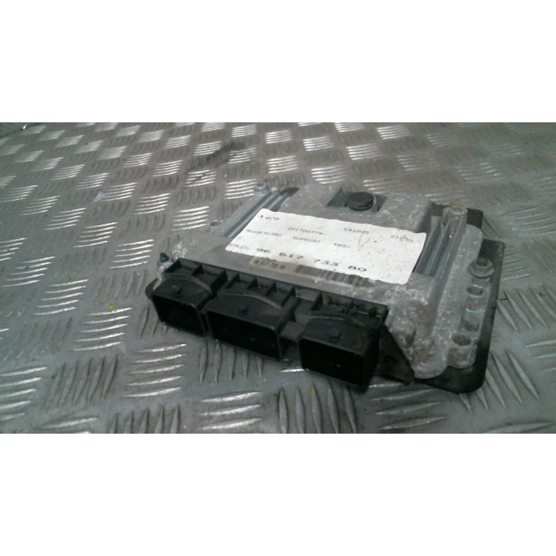 Calculateur moteur CITROEN C4 1 Photo n°3