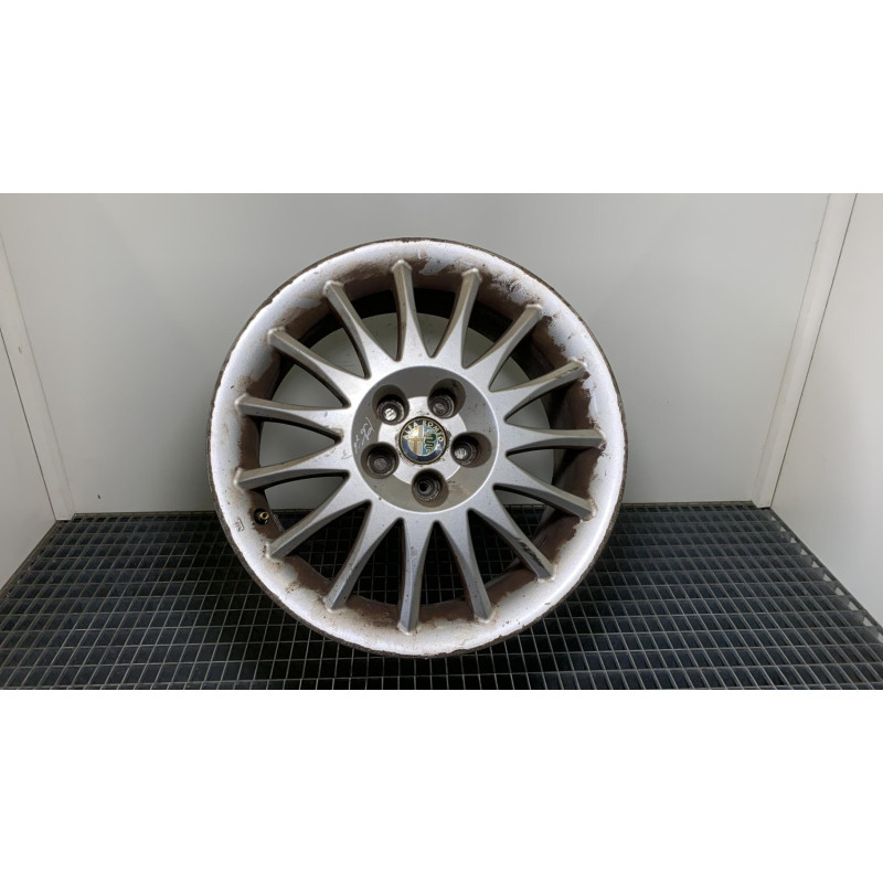 Jante ALFA ROMEO 156 Photo n°1