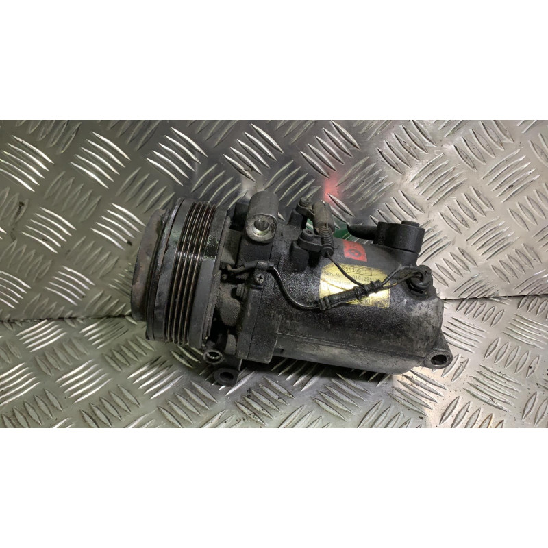 Compresseur clim BMW SERIE 3 E46 Photo n°2