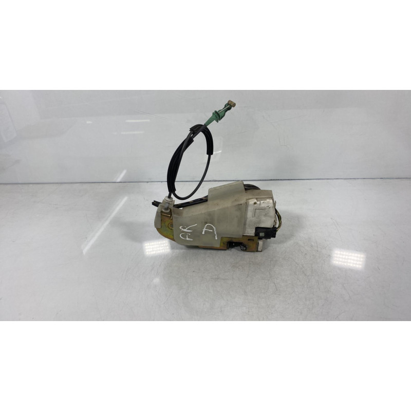 Serrure arriere droit FORD FIESTA 4 Photo n°3