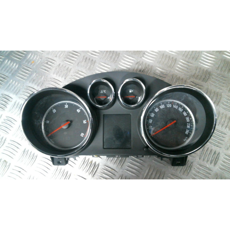 Compteur OPEL ASTRA J Photo n°1