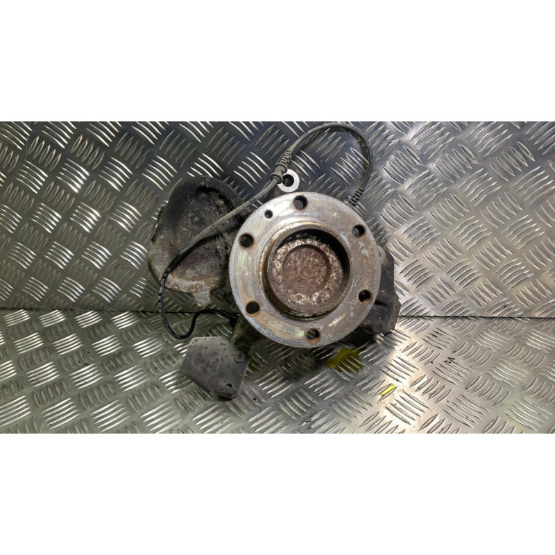 Pivot de moyeu avant droit MERCEDES SPRINTER 2 Photo n°1