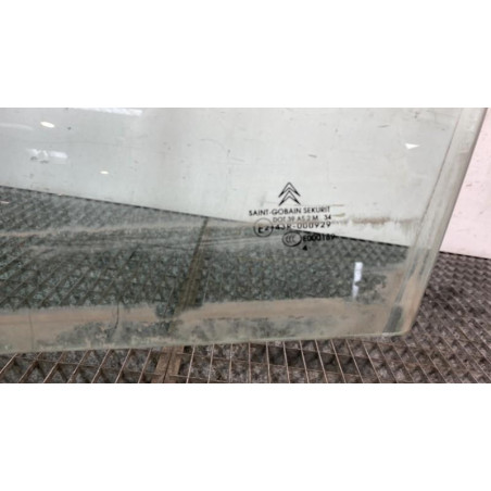 Vitre avant gauche CITROEN C4 1