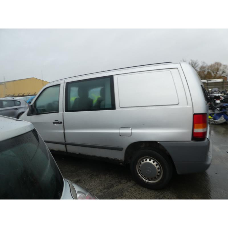 Porte avant droit MERCEDES VITO 638 Photo n°13