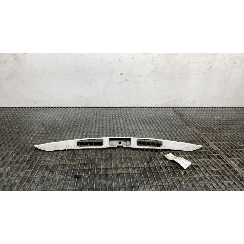Bouton de coffre PEUGEOT 207 Photo n°4