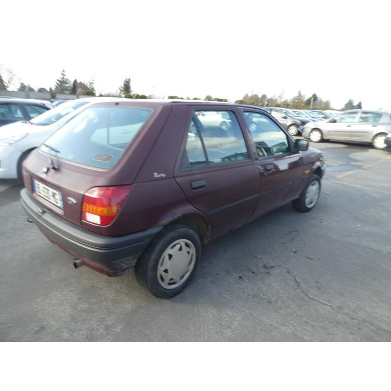 Feu arriere principal gauche (feux) FORD FIESTA 3 Photo n°10
