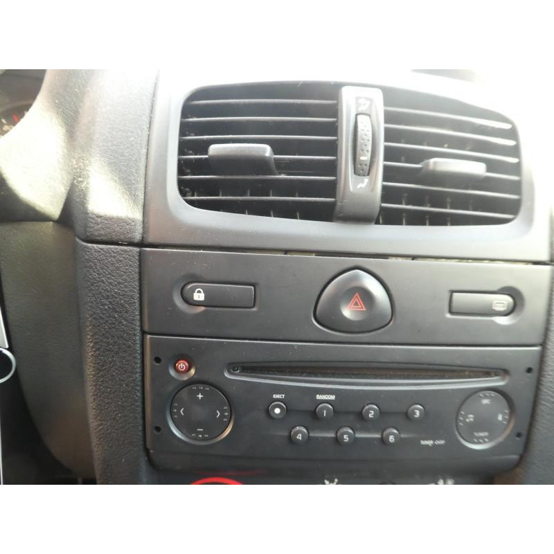 Arret de porte arriere gauche RENAULT CLIO 2 Photo n°13